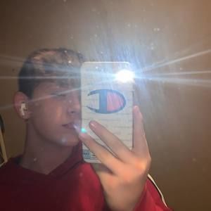 Meet your Posher, Ethan